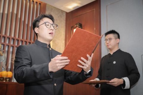 罗湖区委统战部副部长、工商联党组书记叶志伟一行到88彩调研