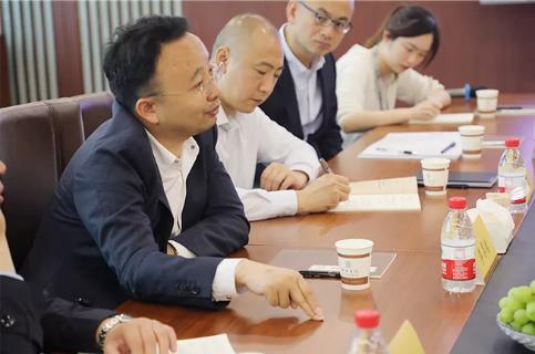 明光市市委书记被88彩企业文化深深感动 | 深入沟通合作空间广阔